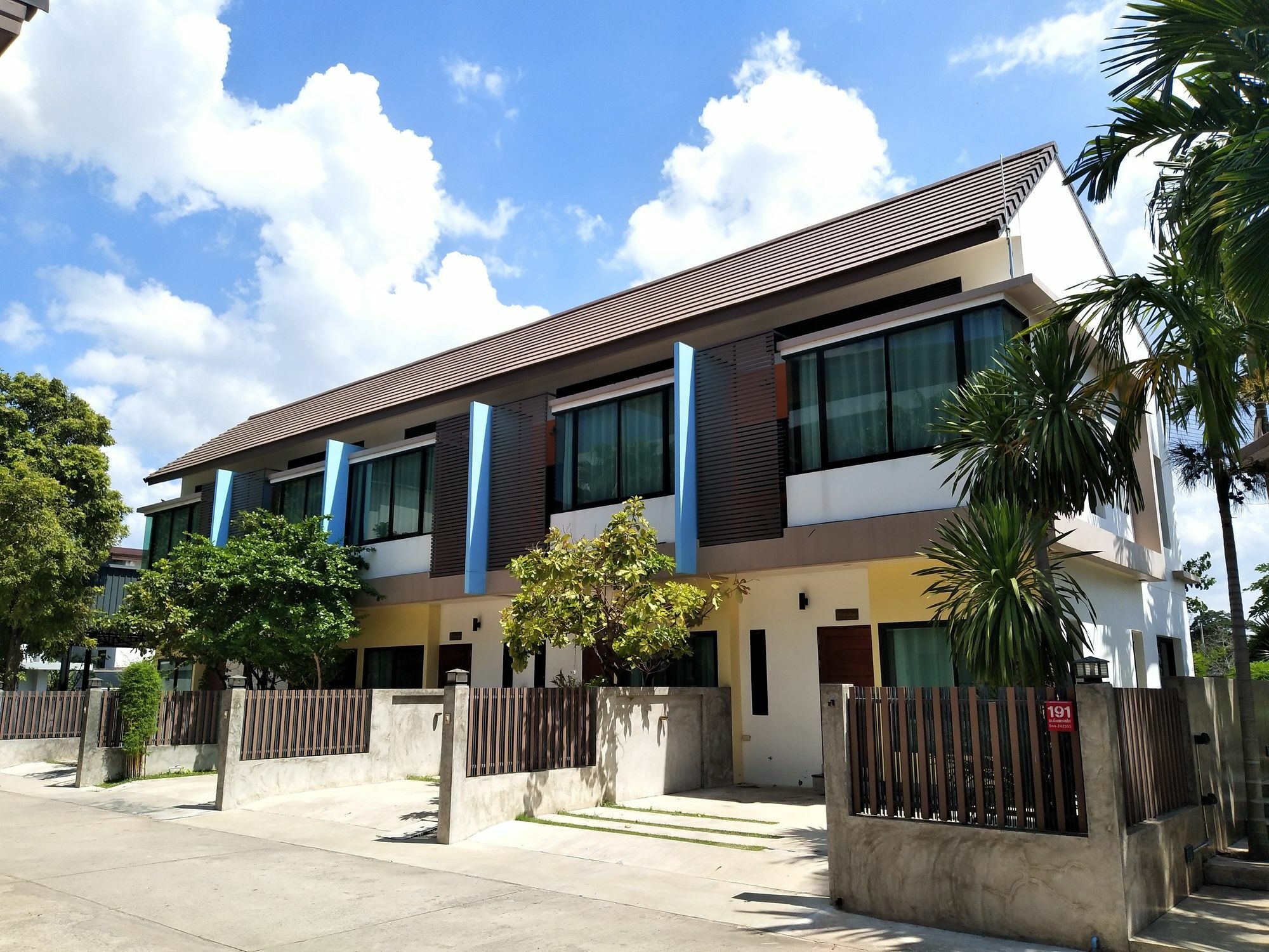 Baan Issara Hotel Nakhonratchasima Eksteriør billede